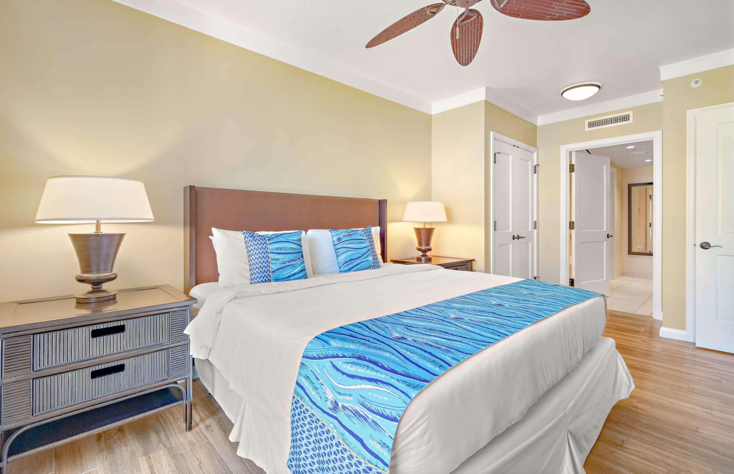 Condo in Lahaina · ★4.88 · 2 bedrooms · 3 beds · 2 baths - Image 23
