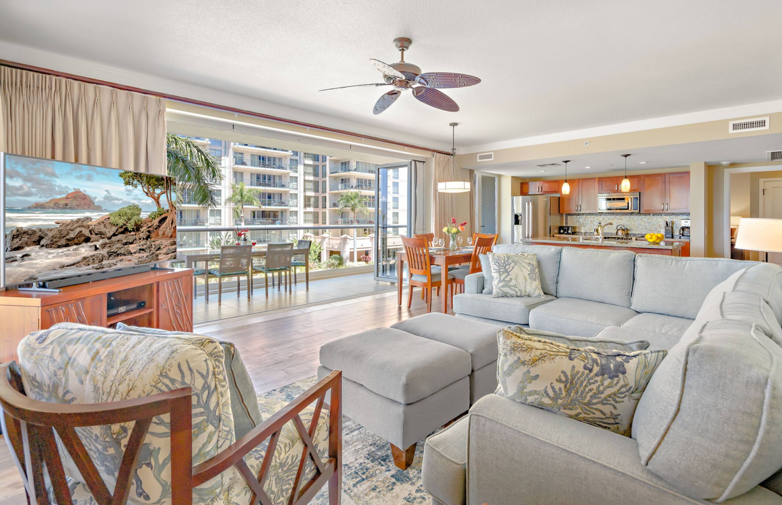 Condo in Lahaina · ★4.88 · 2 bedrooms · 3 beds · 2 baths - Image 14