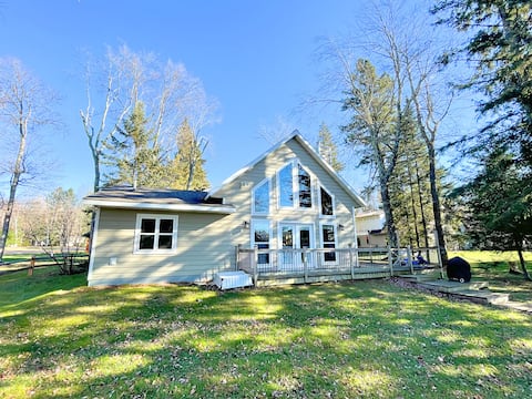 Butternut Lake Sunset Cabin