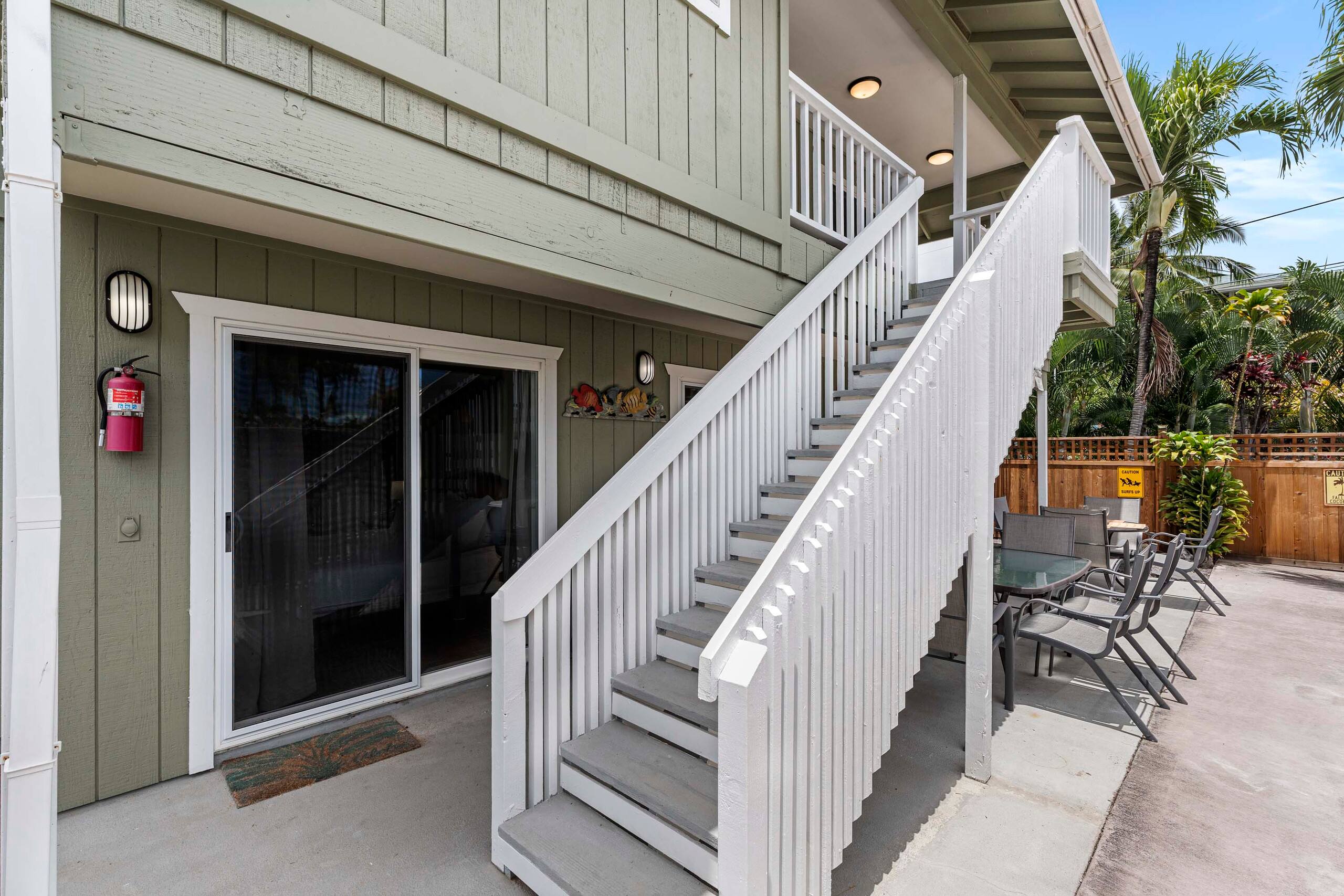 Home in Kailua-Kona · ★4.79 · 4 bedrooms · 7 beds · 4 shared baths - Image 44