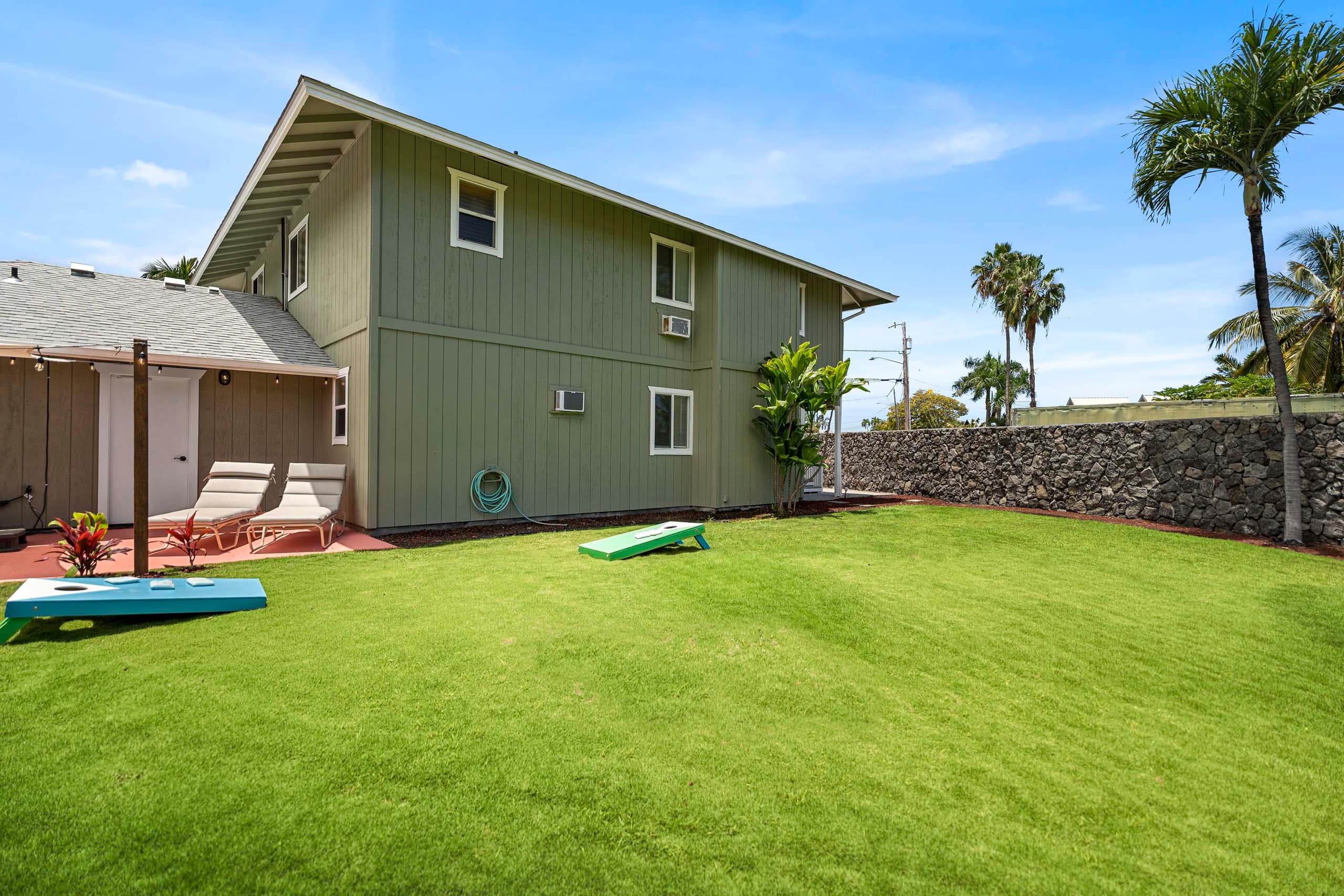 Home in Kailua-Kona · ★4.79 · 4 bedrooms · 7 beds · 4 shared baths - Image 51
