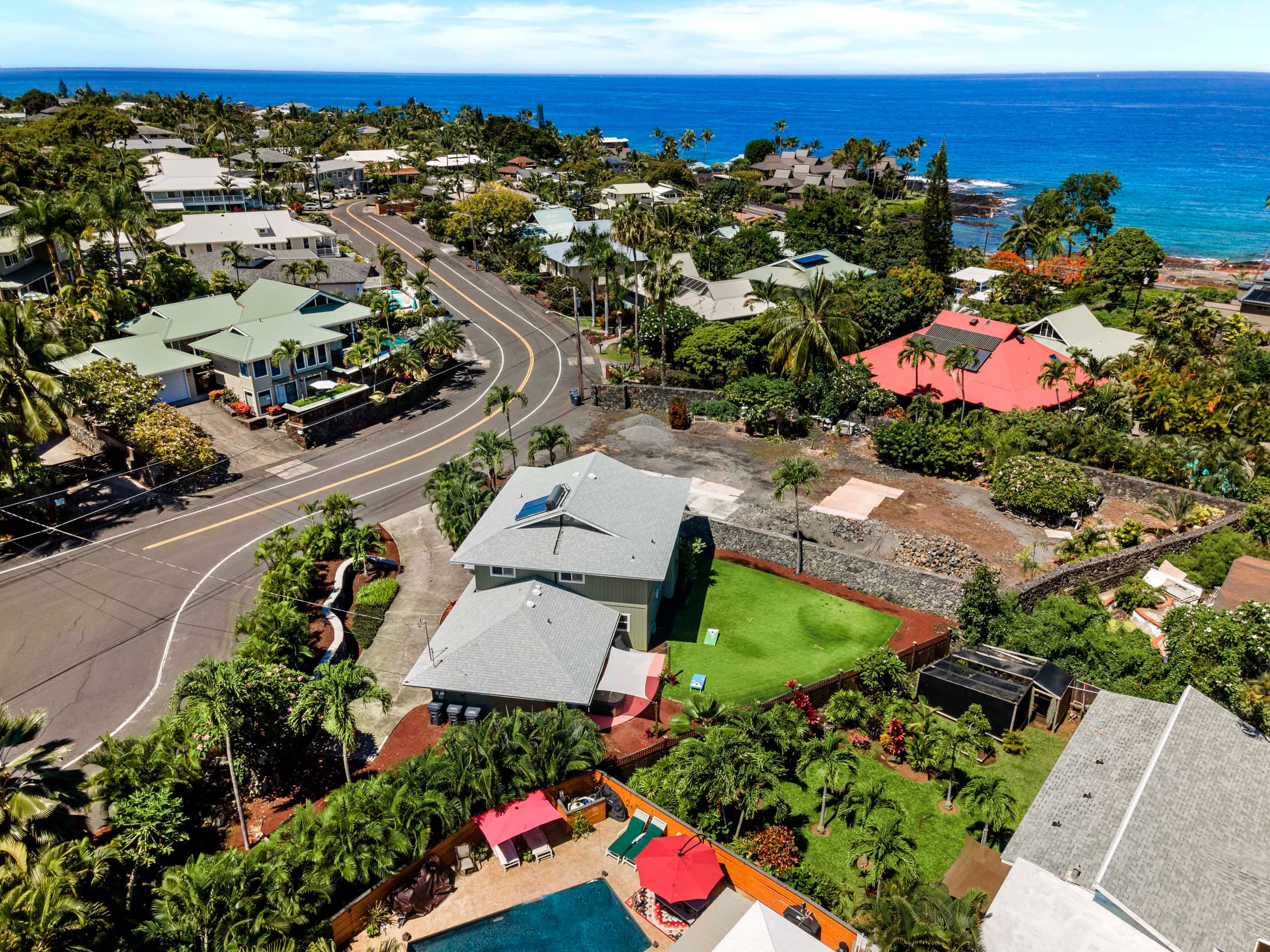 Home in Kailua-Kona · ★4.79 · 4 bedrooms · 7 beds · 4 shared baths - Image 55