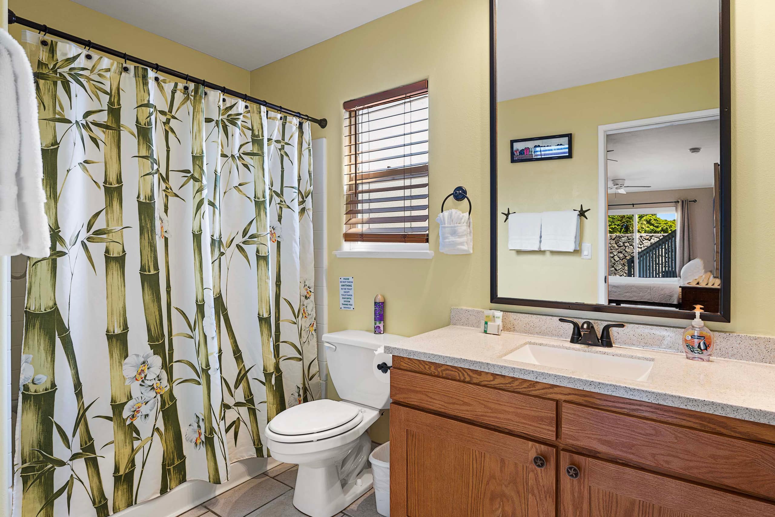 Home in Kailua-Kona · ★4.79 · 4 bedrooms · 7 beds · 4 shared baths - Image 13