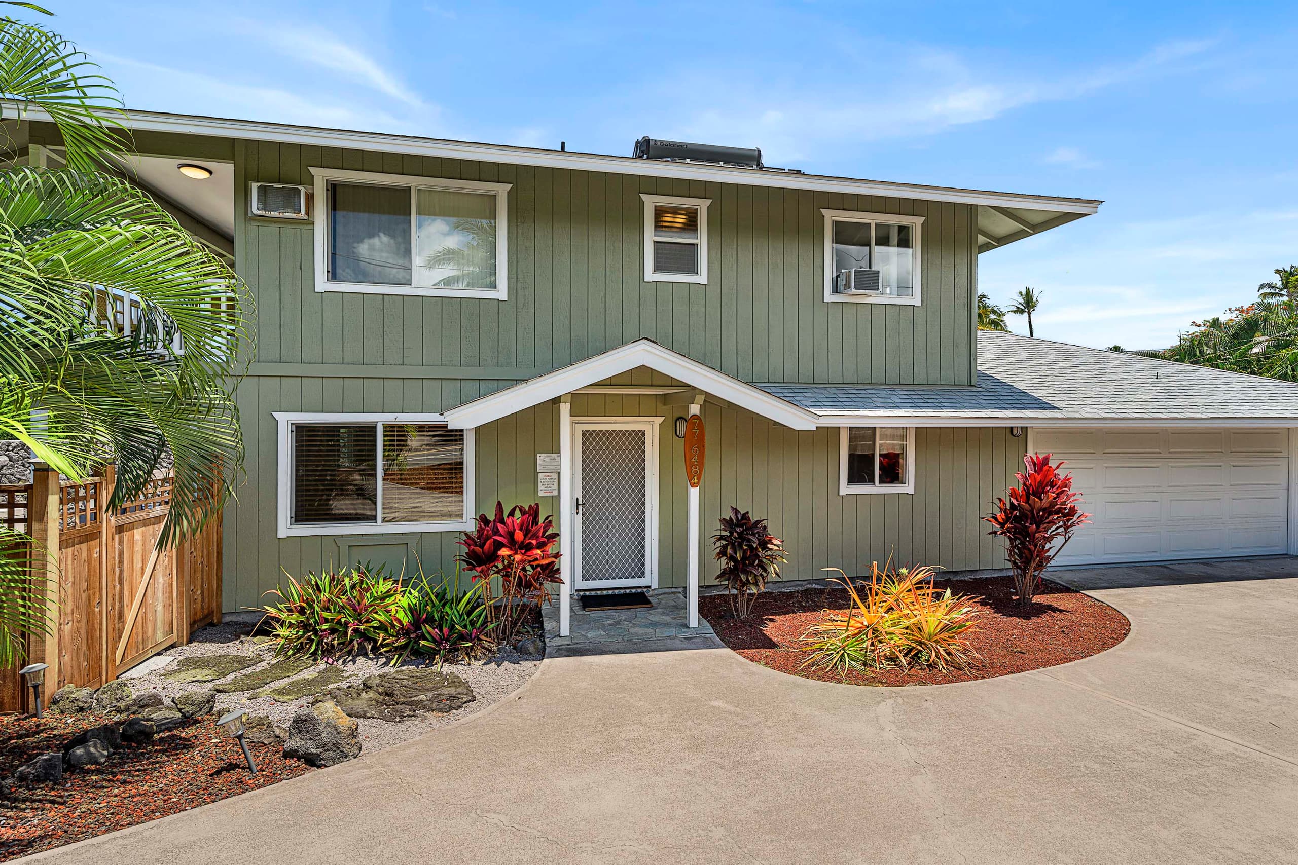 Home in Kailua-Kona · ★4.79 · 4 bedrooms · 7 beds · 4 shared baths - Image 22