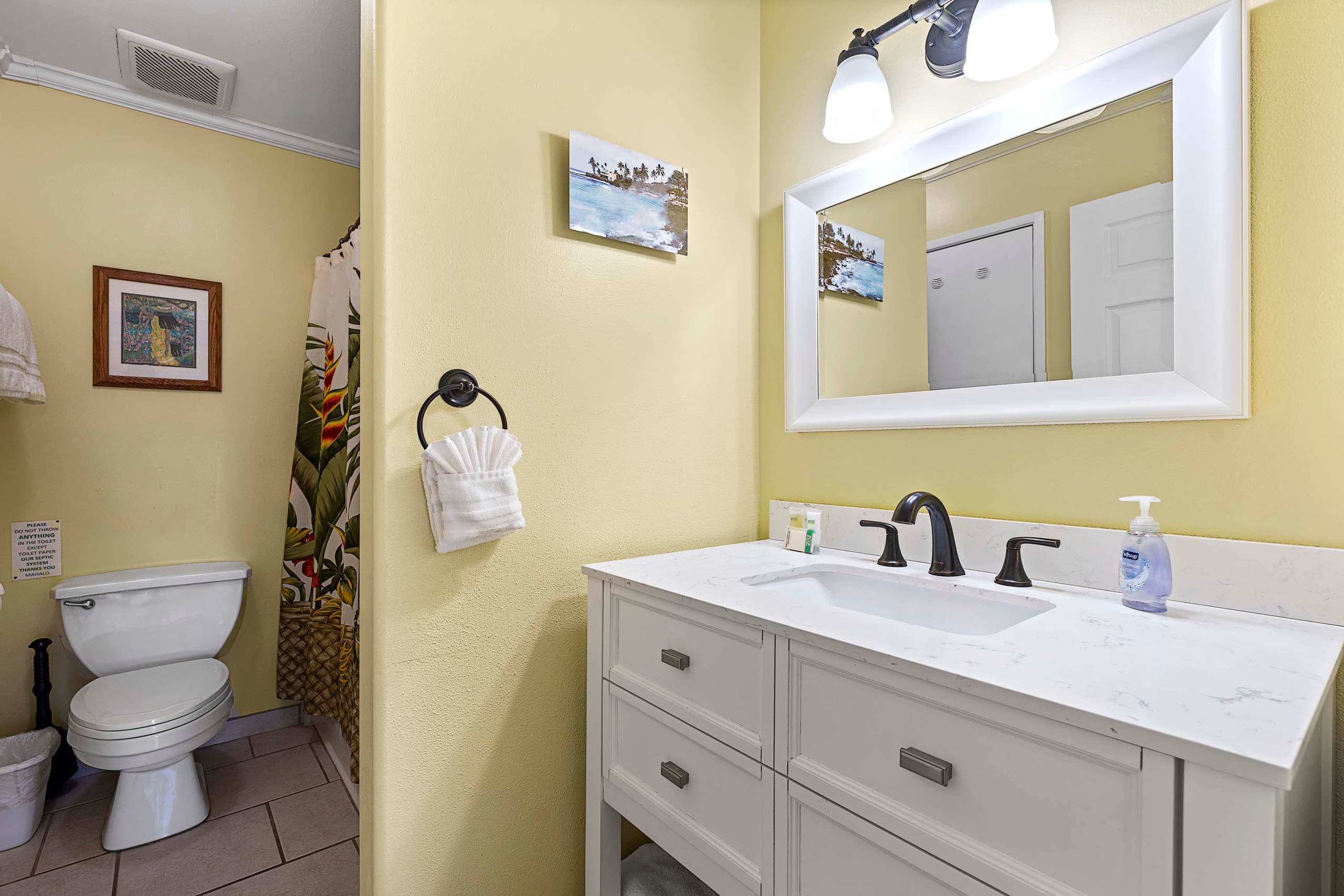 Home in Kailua-Kona · ★4.79 · 4 bedrooms · 7 beds · 4 shared baths - Image 17
