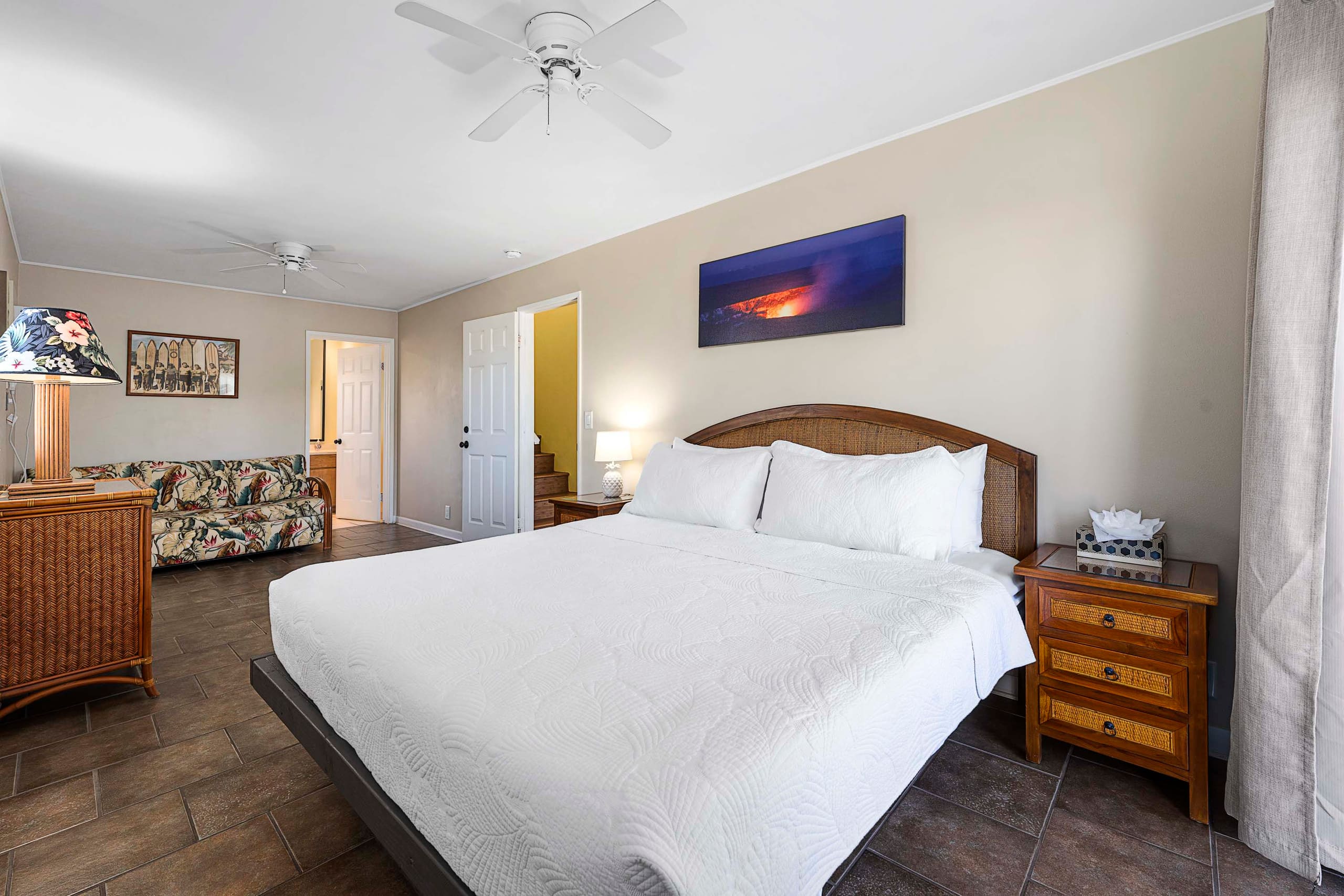 Home in Kailua-Kona · ★4.79 · 4 bedrooms · 7 beds · 4 shared baths - Image 9