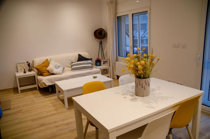 narcis monturiol – apartment with terrace and view