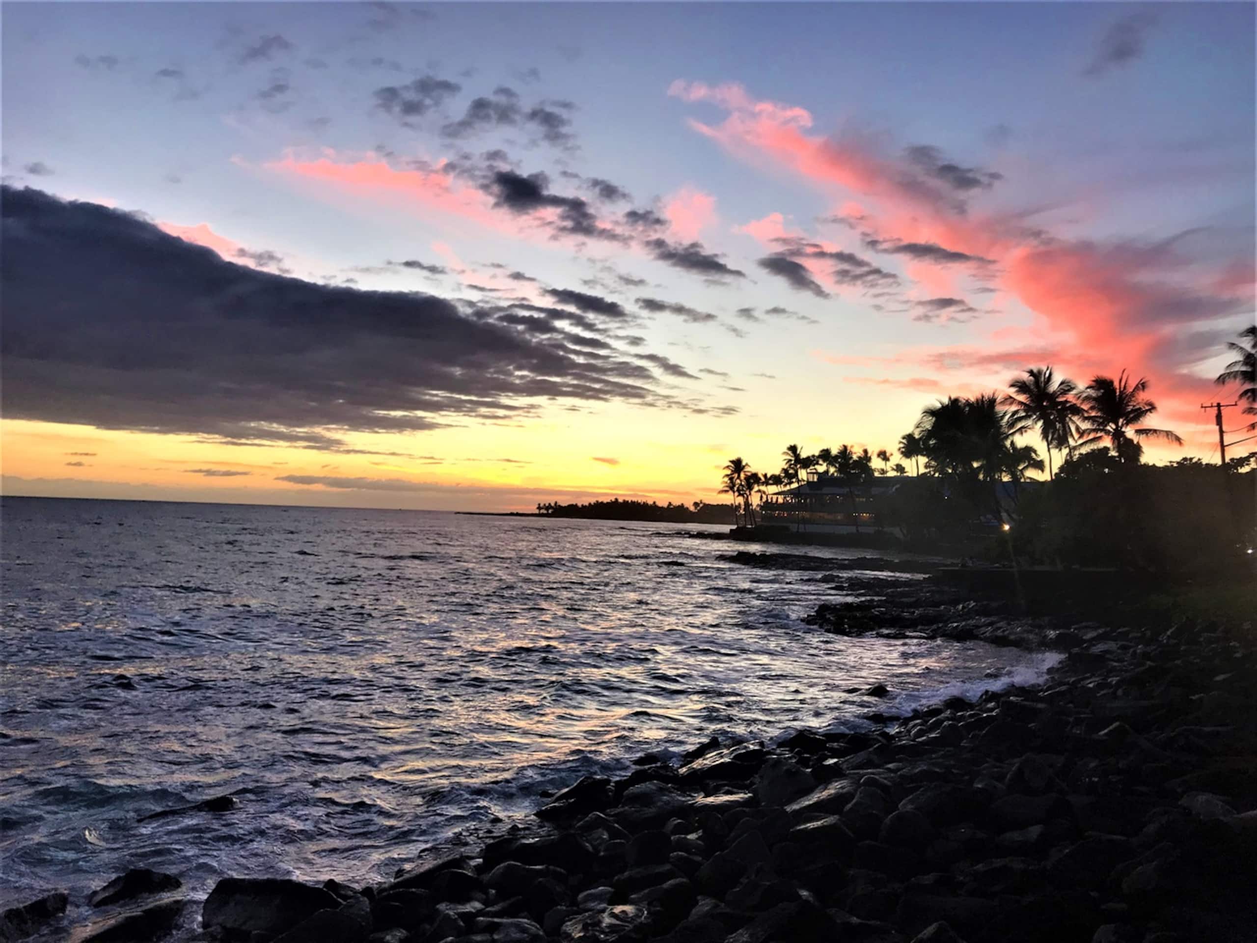 Condo in Kailua-Kona · ★4.8 · 2 bedrooms · 2 beds · 2 baths - Image 8