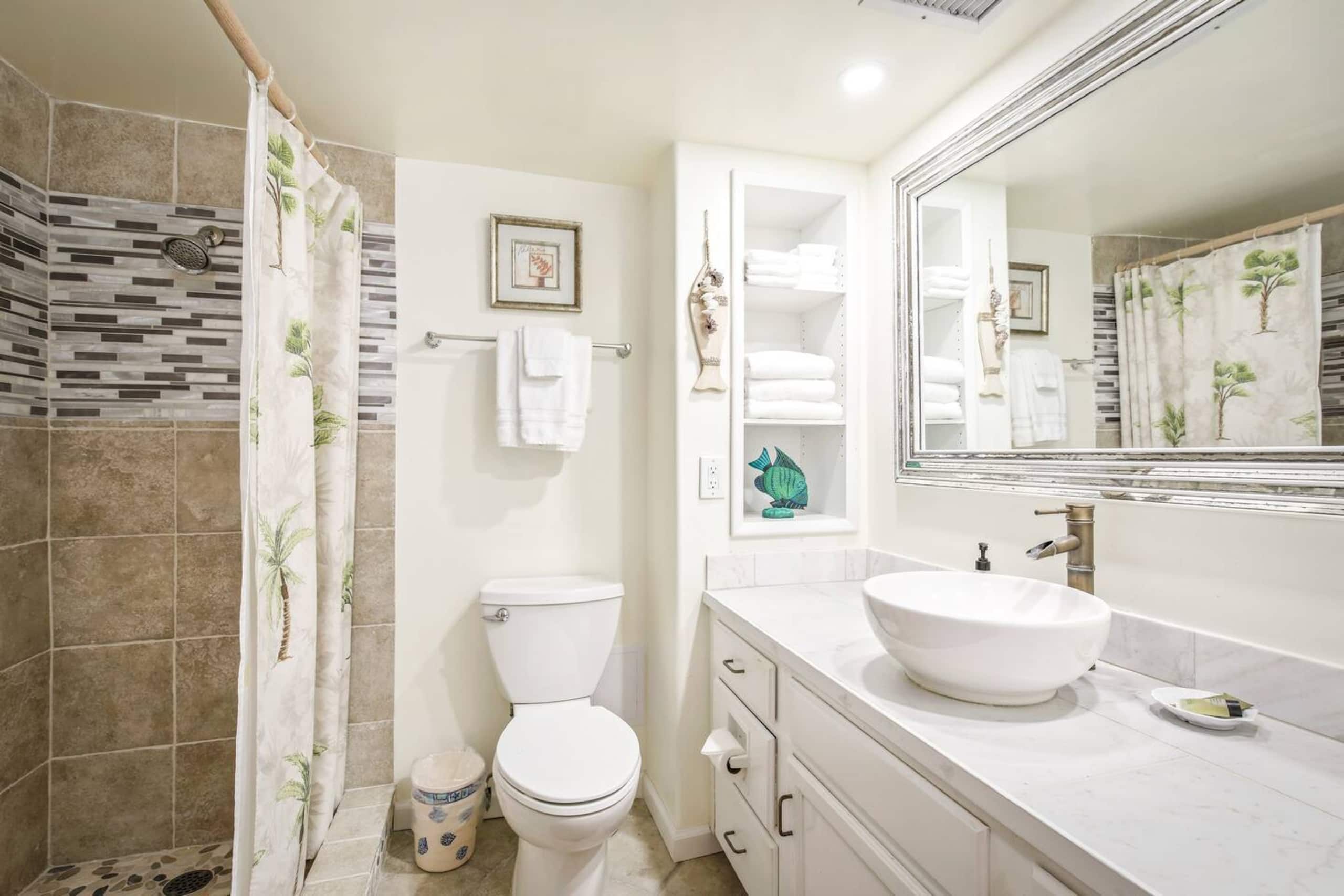 Condo in Kailua-Kona · ★4.8 · 2 bedrooms · 2 beds · 2 baths - Image 14