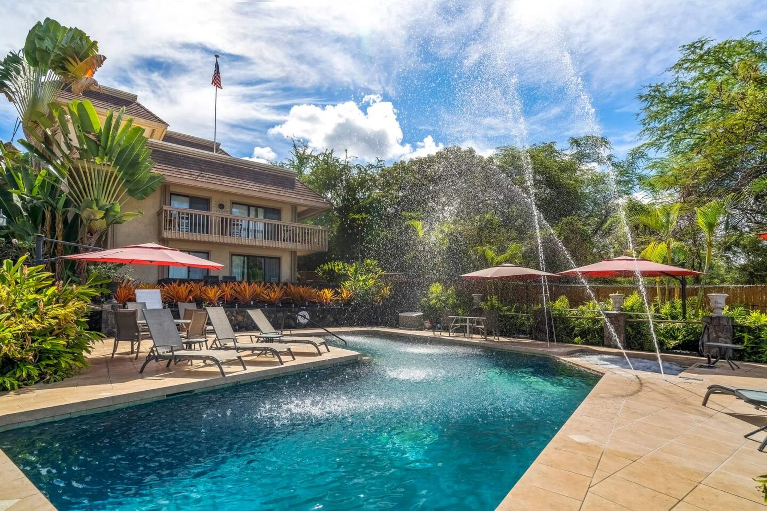 Condo in Kailua-Kona · ★4.8 · 2 bedrooms · 2 beds · 2 baths - Image 5