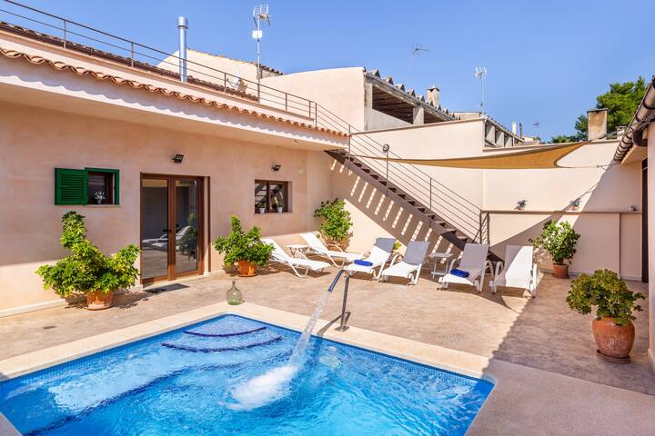 Cas Padrins de ses Tanques