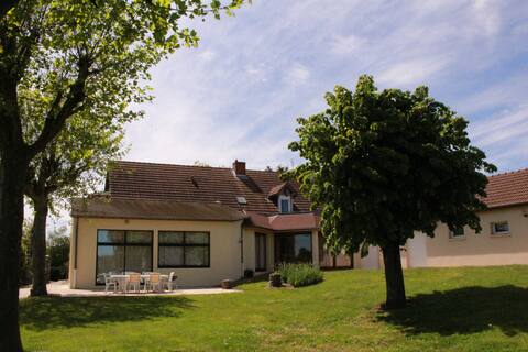 Montvaltin lodges, large bourgeois house