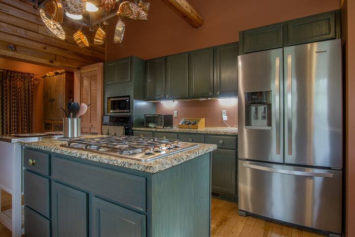 White Squirrel Realty managed Airbnb listing 1
