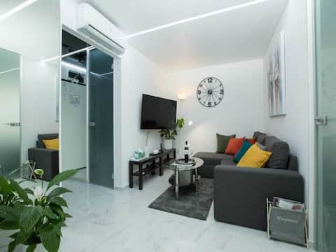 Modern & Luxury APT Zagreb Airport W/ free WiFi - One Bedroom Apartment