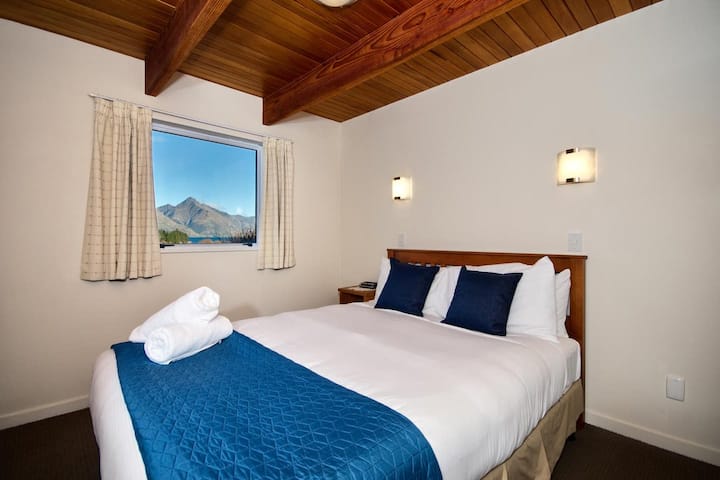 卧室2 （楼下）