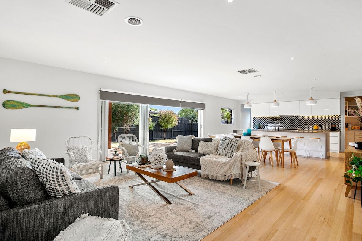 Successful Airbnb property: Macks Family Hideout in Safety Beach