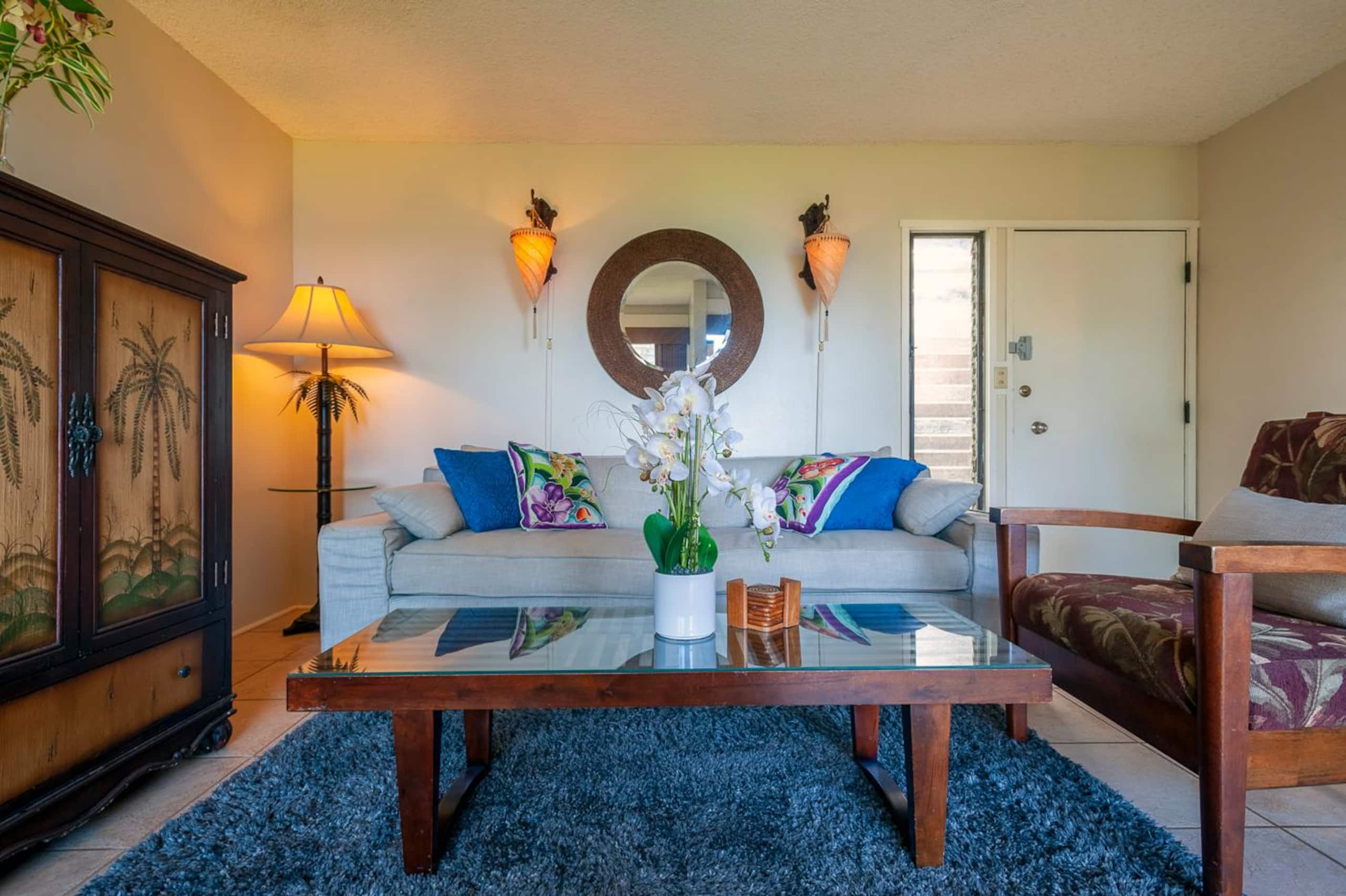 Condo in Princeville · ★4.49 · 1 bedroom · 2 beds · 1 private bath - Image 2