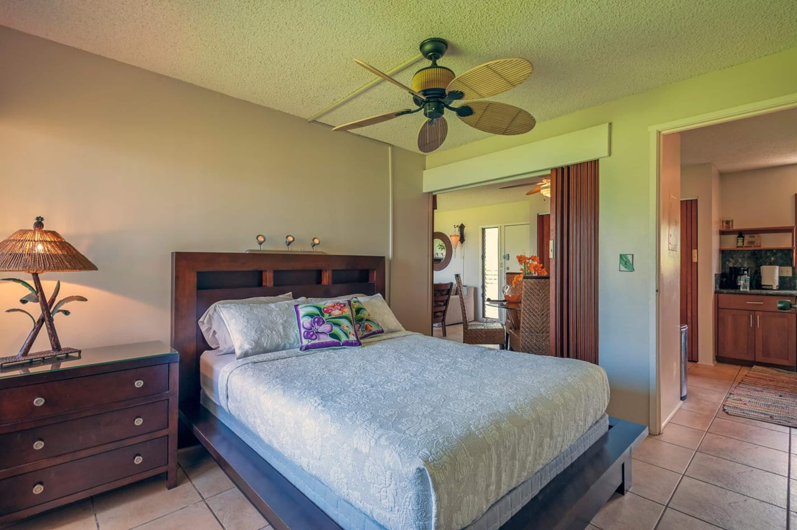Condo in Princeville · ★4.49 · 1 bedroom · 2 beds · 1 private bath - Image 10