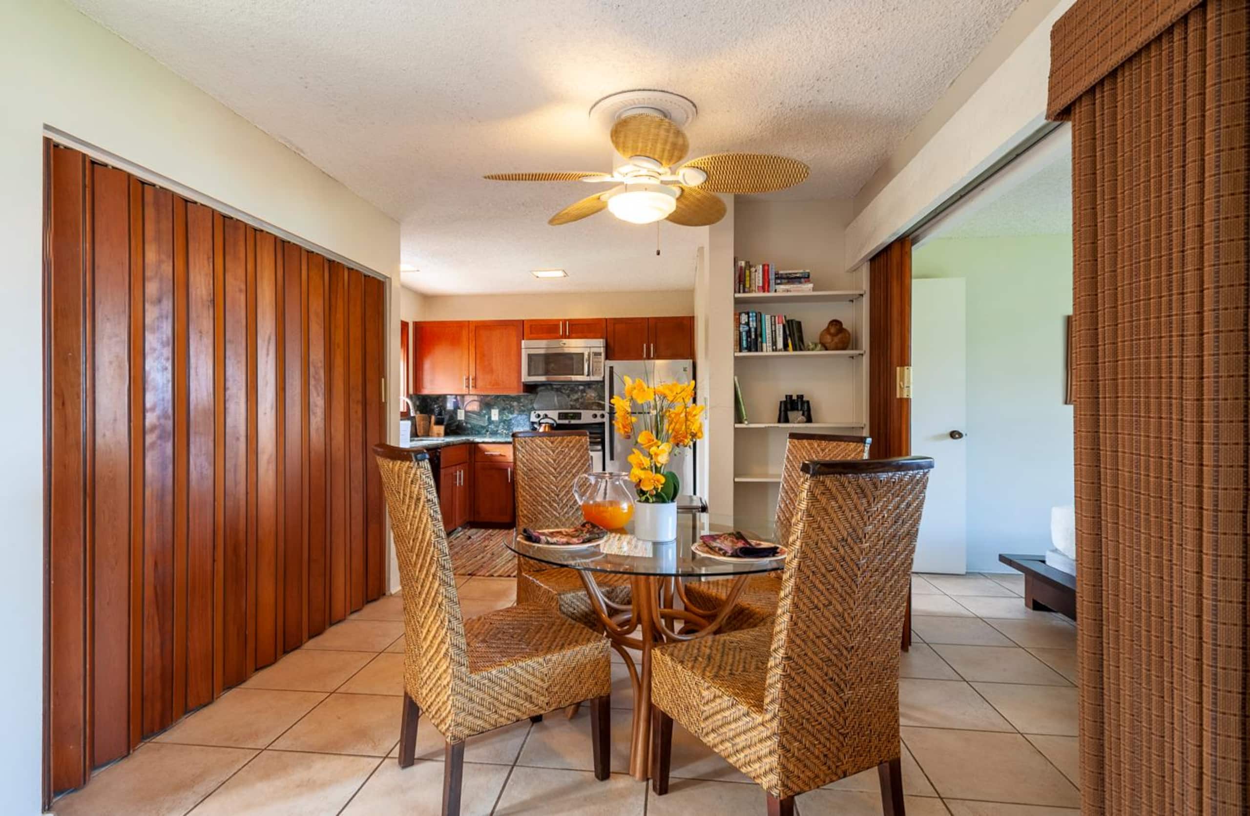 Condo in Princeville · ★4.49 · 1 bedroom · 2 beds · 1 private bath - Image 9