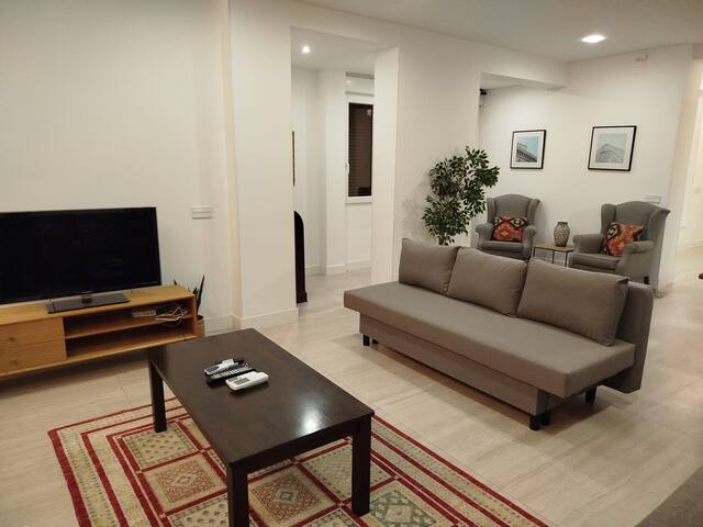 Amazing big apartment in Malasaña, Madrid Center gallery image 5