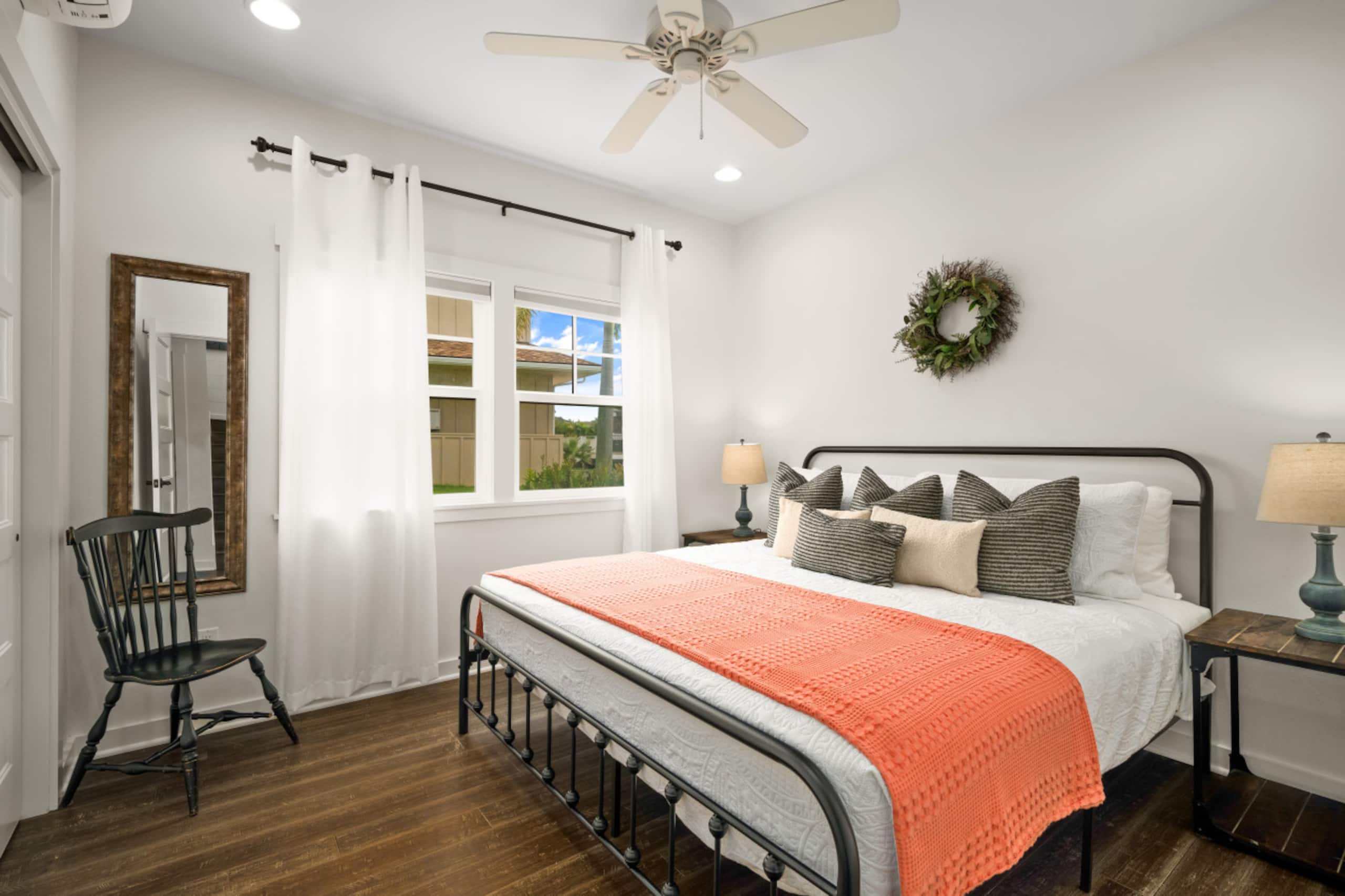 NEW Estate 5BR Retreat, Pool, AC & PickleBall - Photo 20