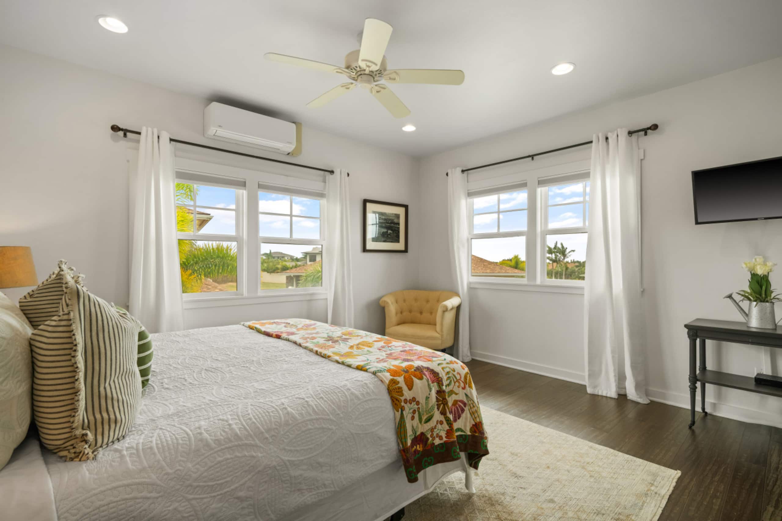 NEW Estate 5BR Retreat, Pool, AC & PickleBall - Photo 15