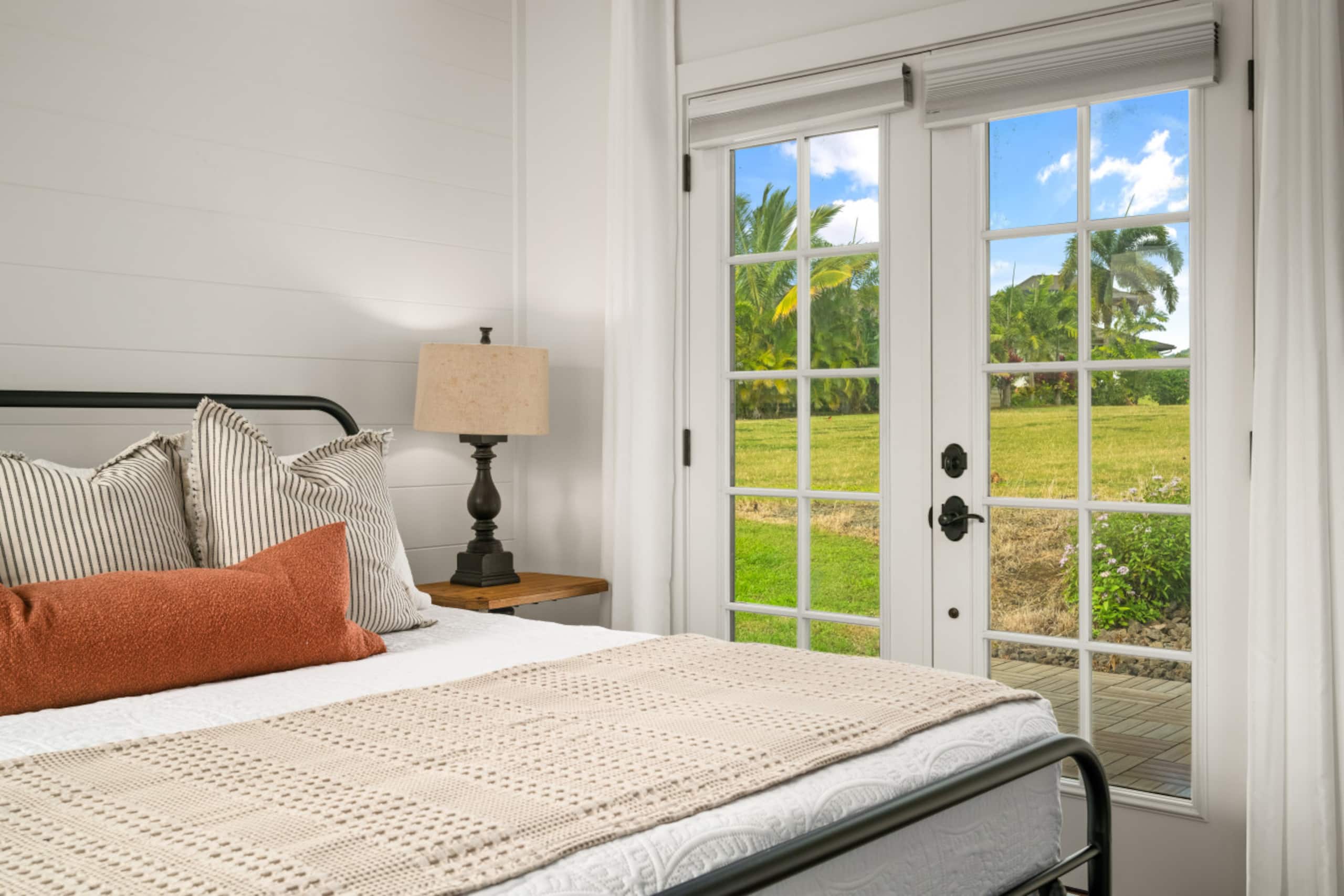 NEW Estate 5BR Retreat, Pool, AC & PickleBall - Photo 31