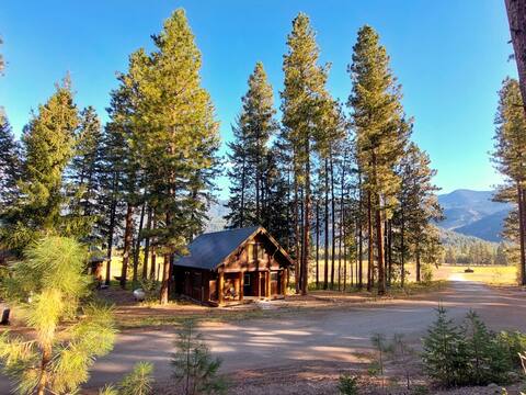 Valley View Cabin at Timberline Meadows