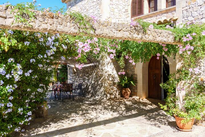 Can Jaume gallery image 3