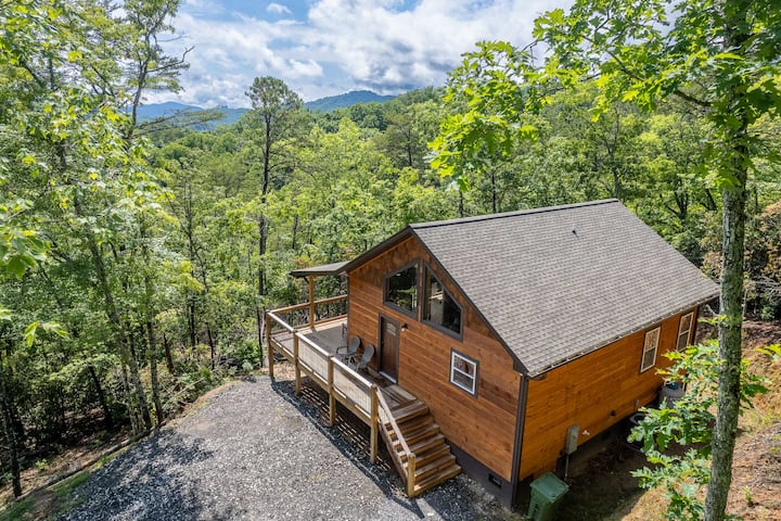 Lazy Laurel - Bryson City, NC