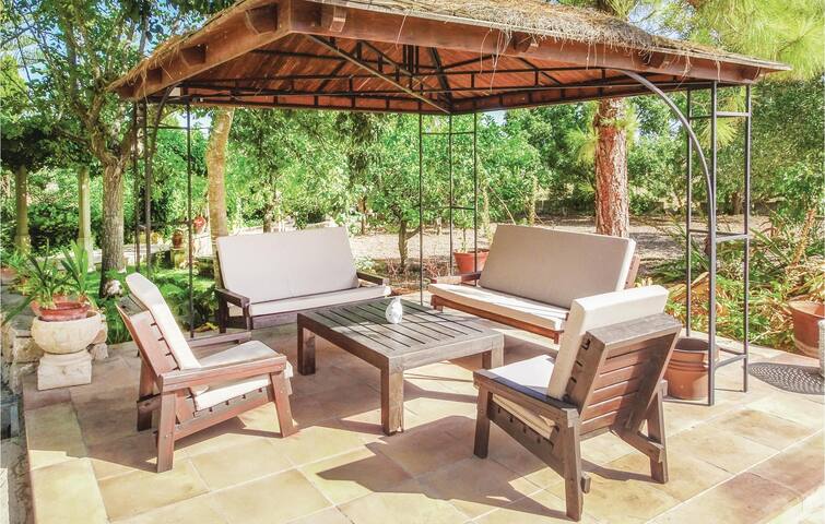 4 bedroom awesome home in Manacor gallery image 5