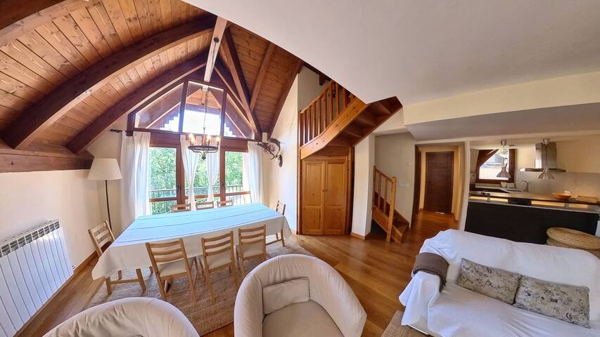 Tu Casa En Los Pirineos managed Airbnb listing 2