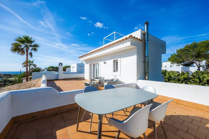 Luna gallery image 4