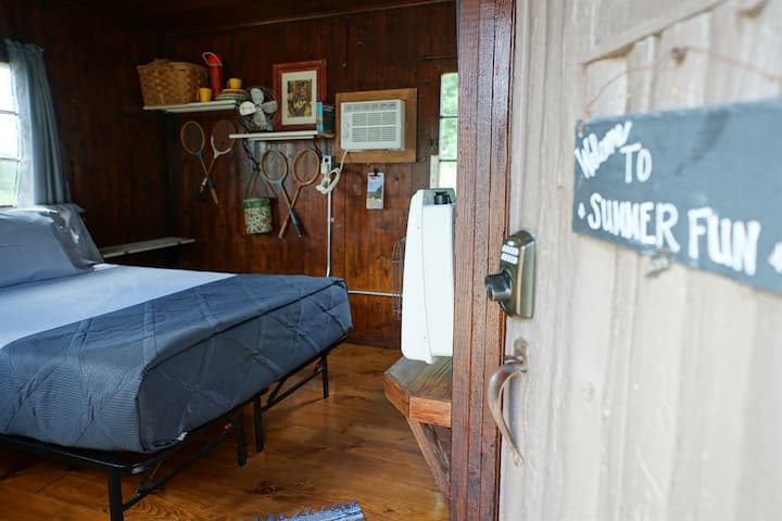 Cabin #2 - Summer Fun - Michigan