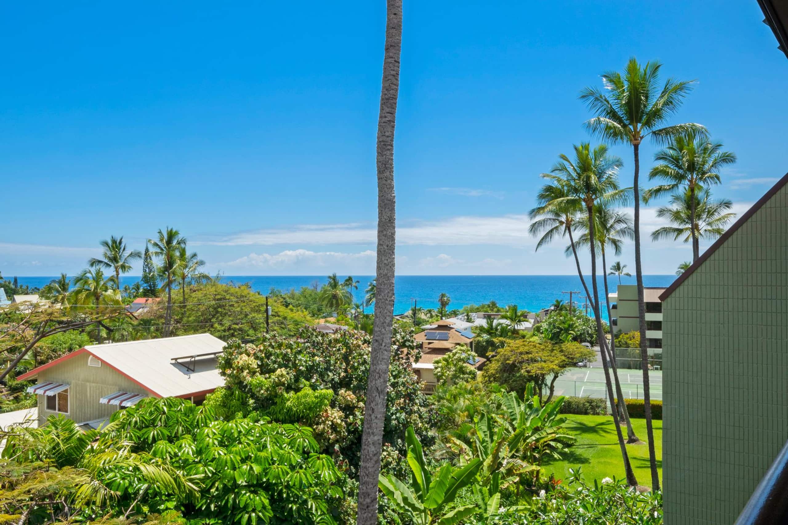 Condo in Kailua-Kona · ★4.45 · 2 bedrooms · 3 beds · 2 shared baths - Image 24