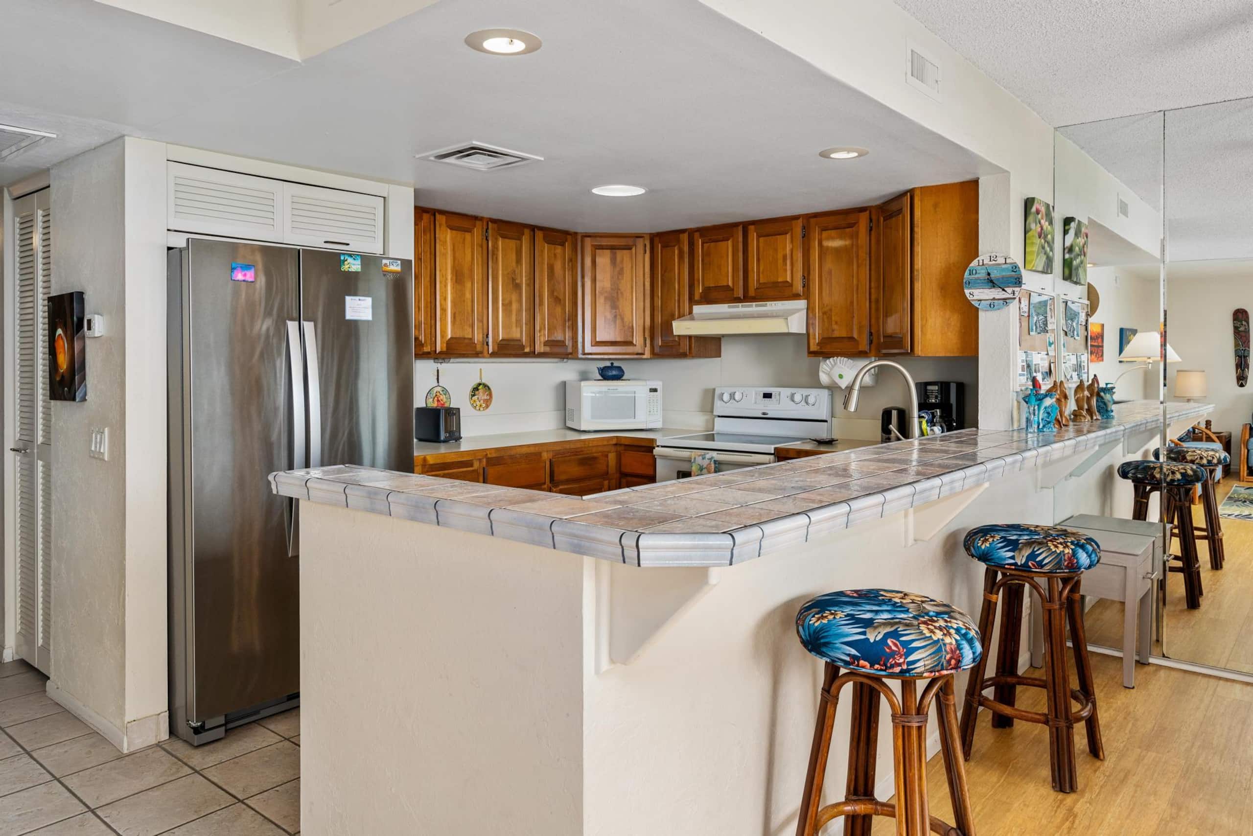 Condo in Kailua-Kona · ★4.45 · 2 bedrooms · 3 beds · 2 shared baths - Image 9