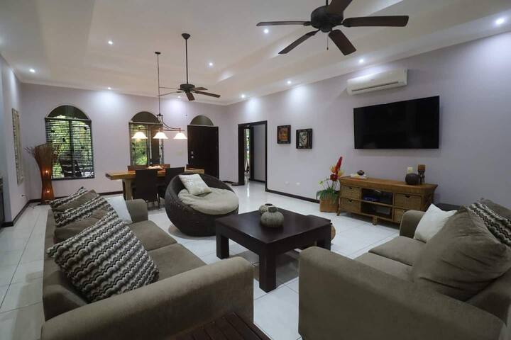 Vacation Pura Vida managed Airbnb listing 2