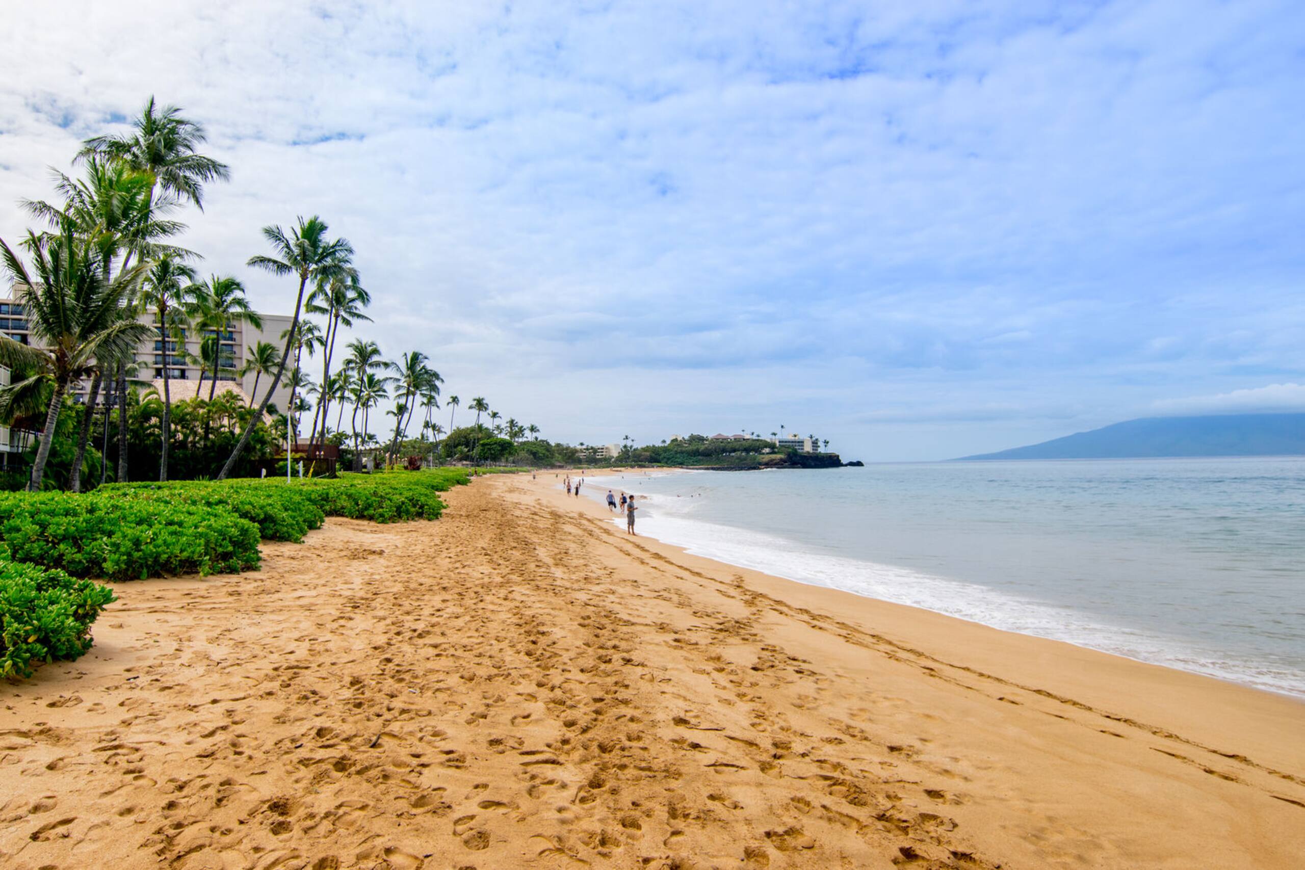 Condo in Lahaina · ★4.73 · 1 bedroom · 2 beds · 1 private bath - Image 26