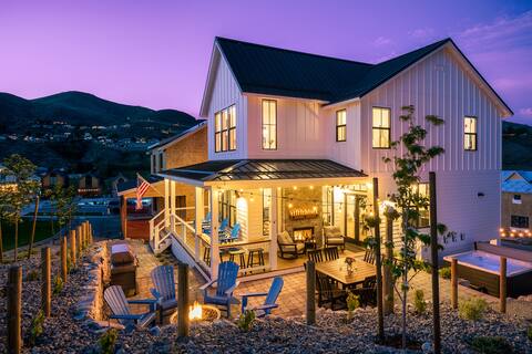 Welcome to Lake Chelan House at The Lookout at Lak