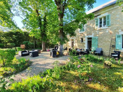 Charming old house with swimming pool
