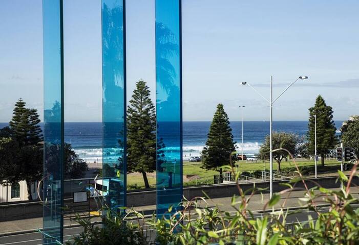 Bondi Luxury Apartment | Views | Parking gallery image 5