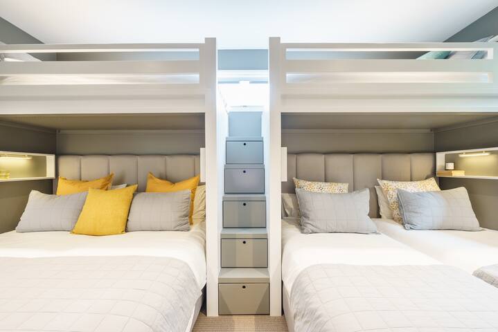 Trelawney Beach House gallery image 5