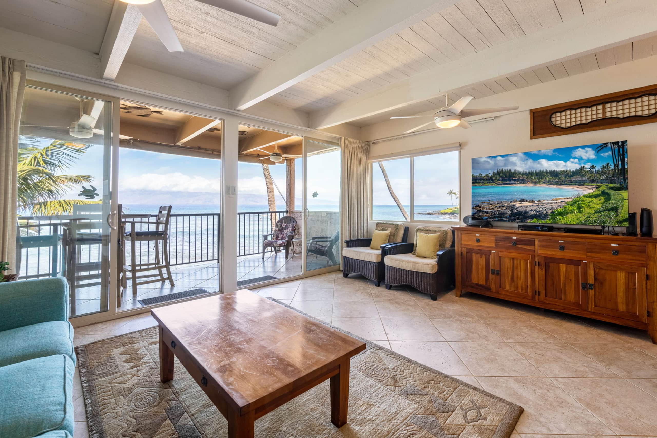 Condo in Lahaina · ★4.96 · 2 bedrooms · 3 beds · 2 baths - Image 13