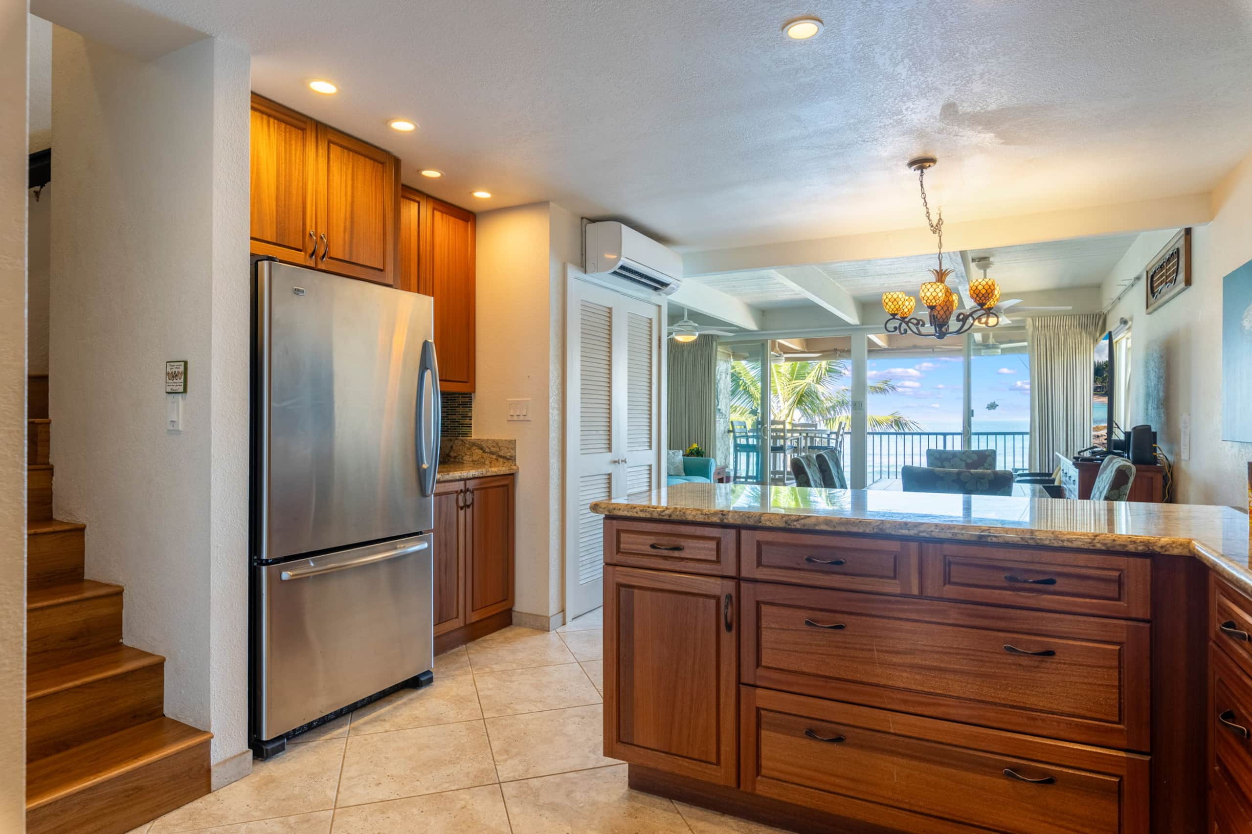 Condo in Lahaina · ★4.96 · 2 bedrooms · 3 beds · 2 baths - Image 22
