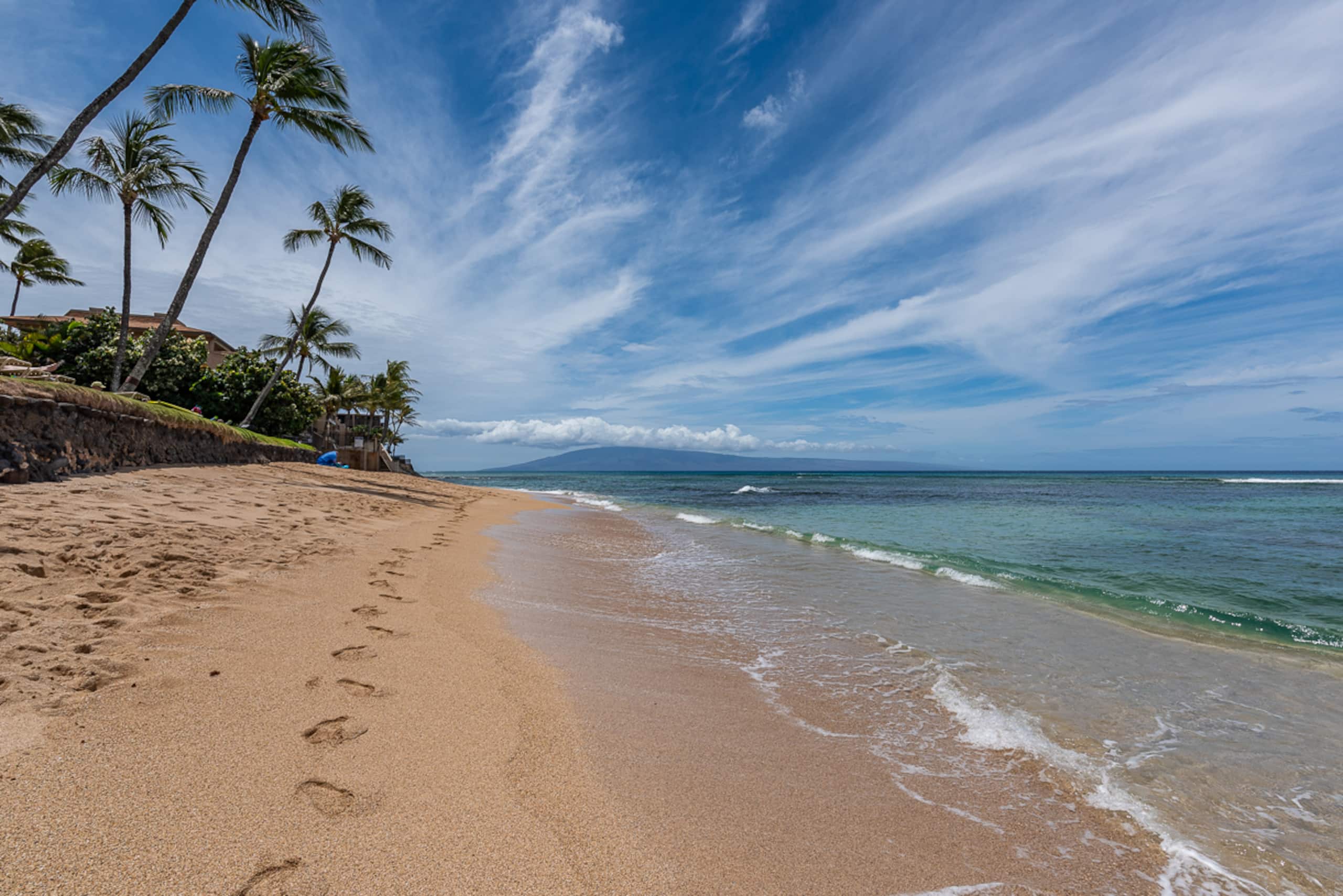 Condo in Lahaina · ★4.96 · 2 bedrooms · 3 beds · 2 baths - Image 7