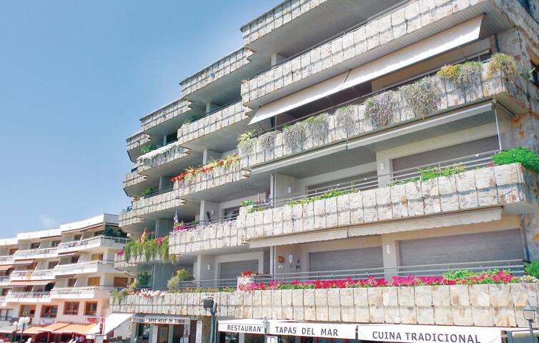 Nice apartment in Tossa de Mar gallery image 3