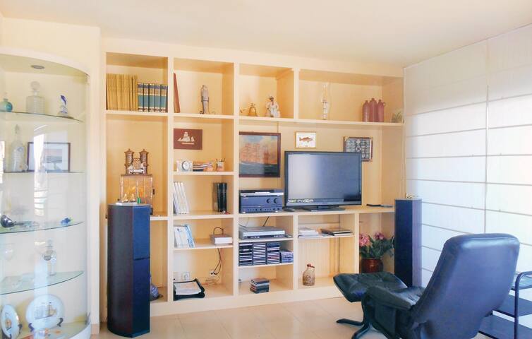 Nice apartment in Tossa de Mar gallery image 2