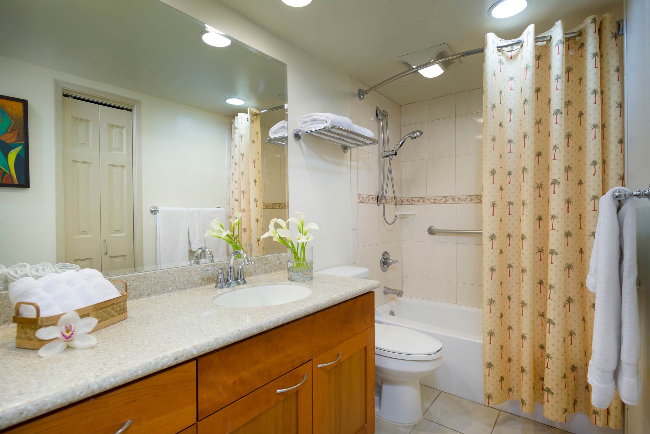Condo in Honolulu · ★4.33 · 2 bedrooms · 2 beds · 1 shared bath - Image 21