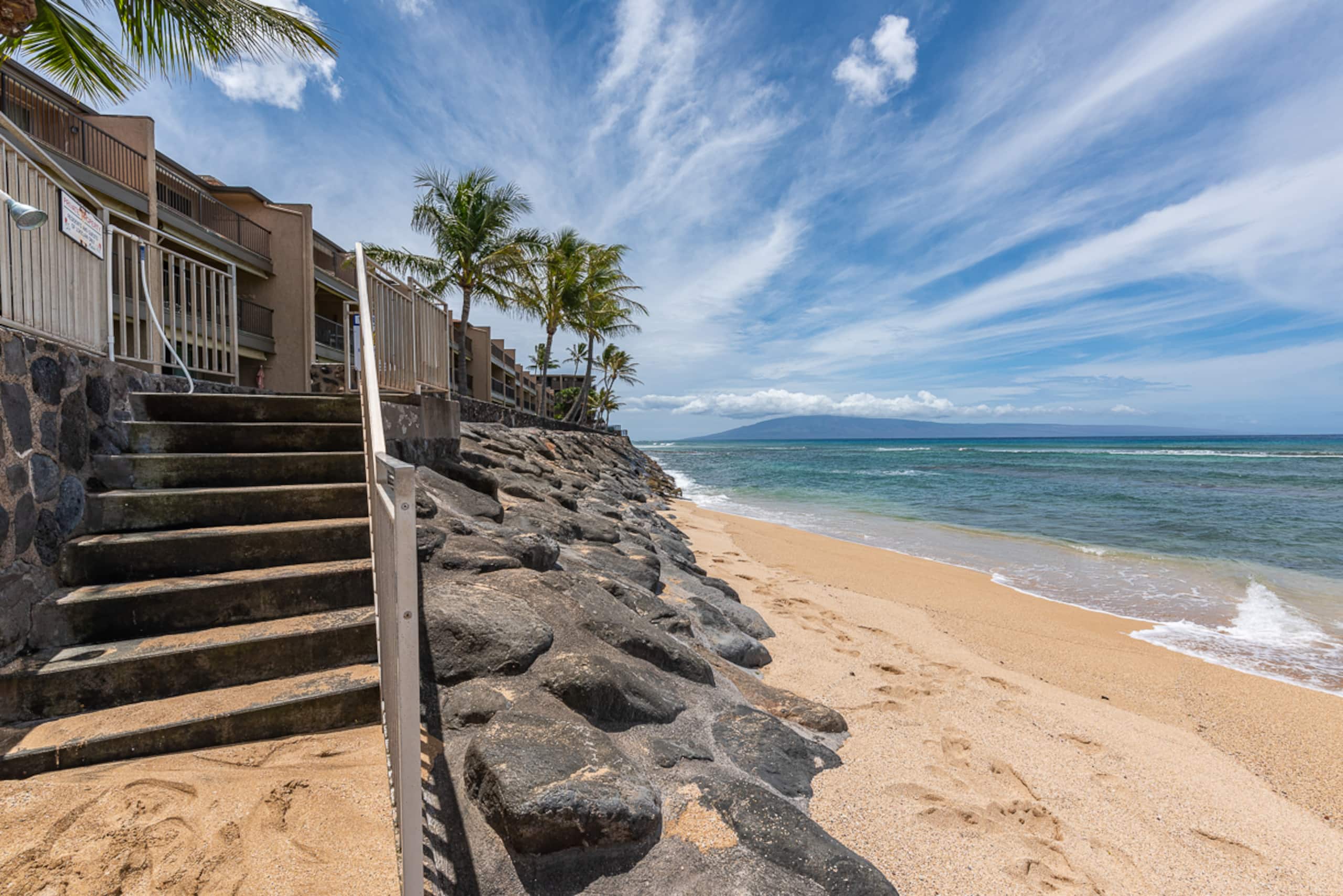 Condo in Lahaina · ★4.89 · 1 bedroom · 1 bed · 1 bath - Image 50