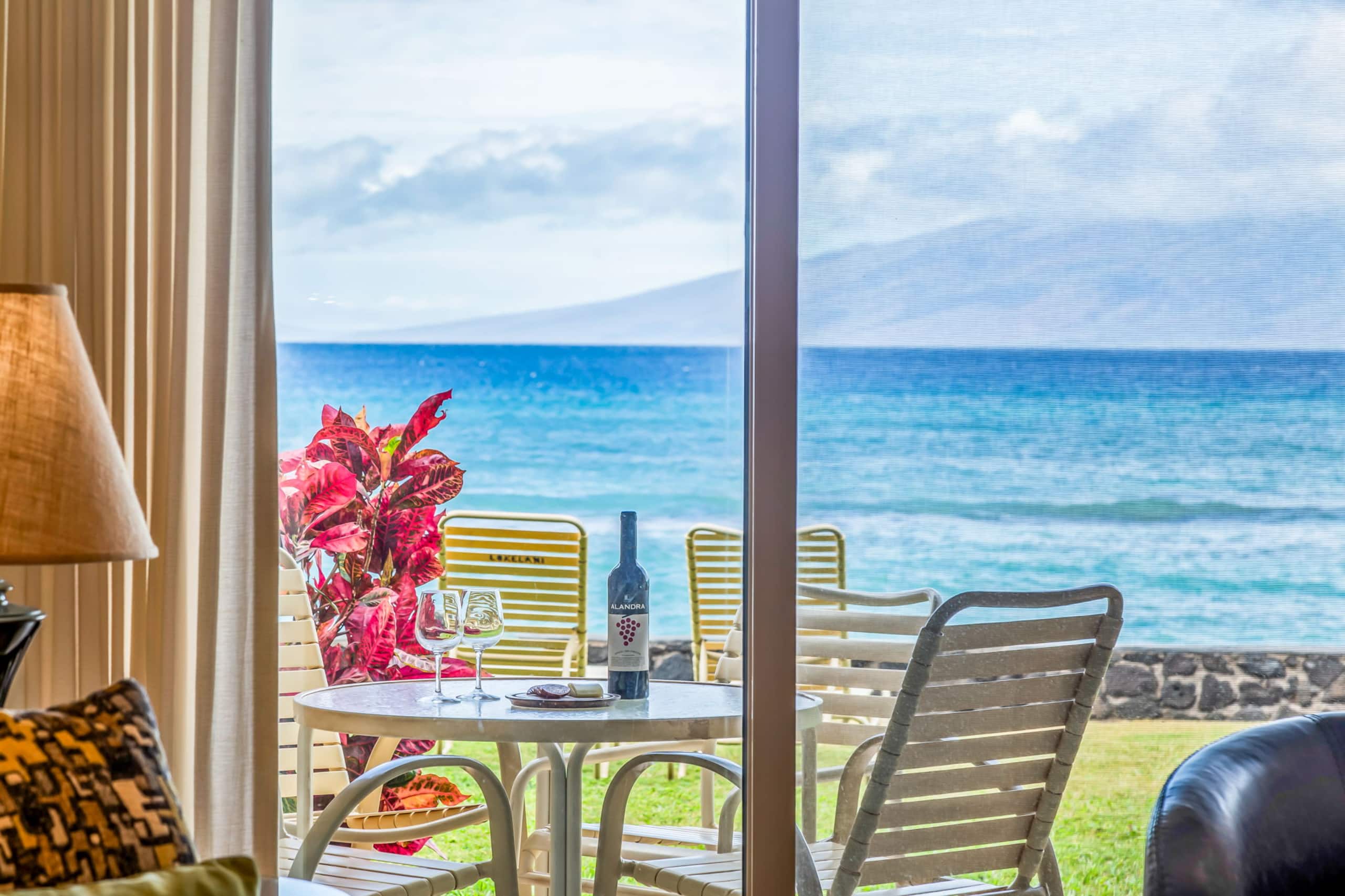 Condo in Lahaina · ★4.89 · 1 bedroom · 1 bed · 1 bath - Image 2